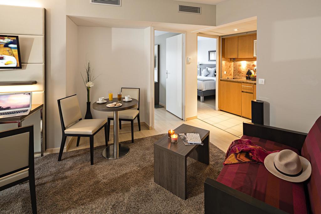 Residhome Courbevoie La Defense Экстерьер фото