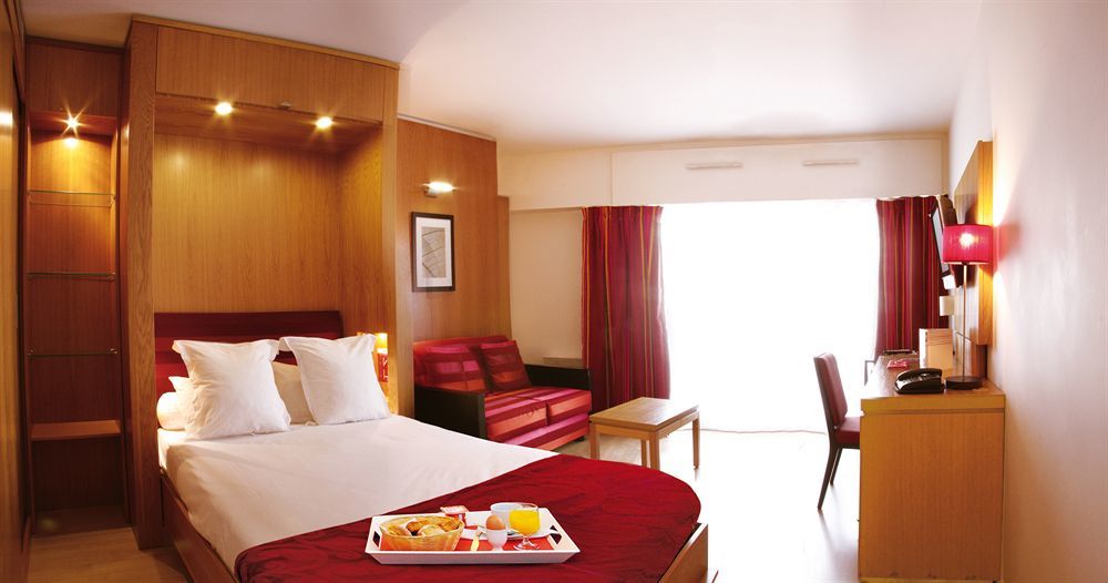 Residhome Courbevoie La Defense Экстерьер фото