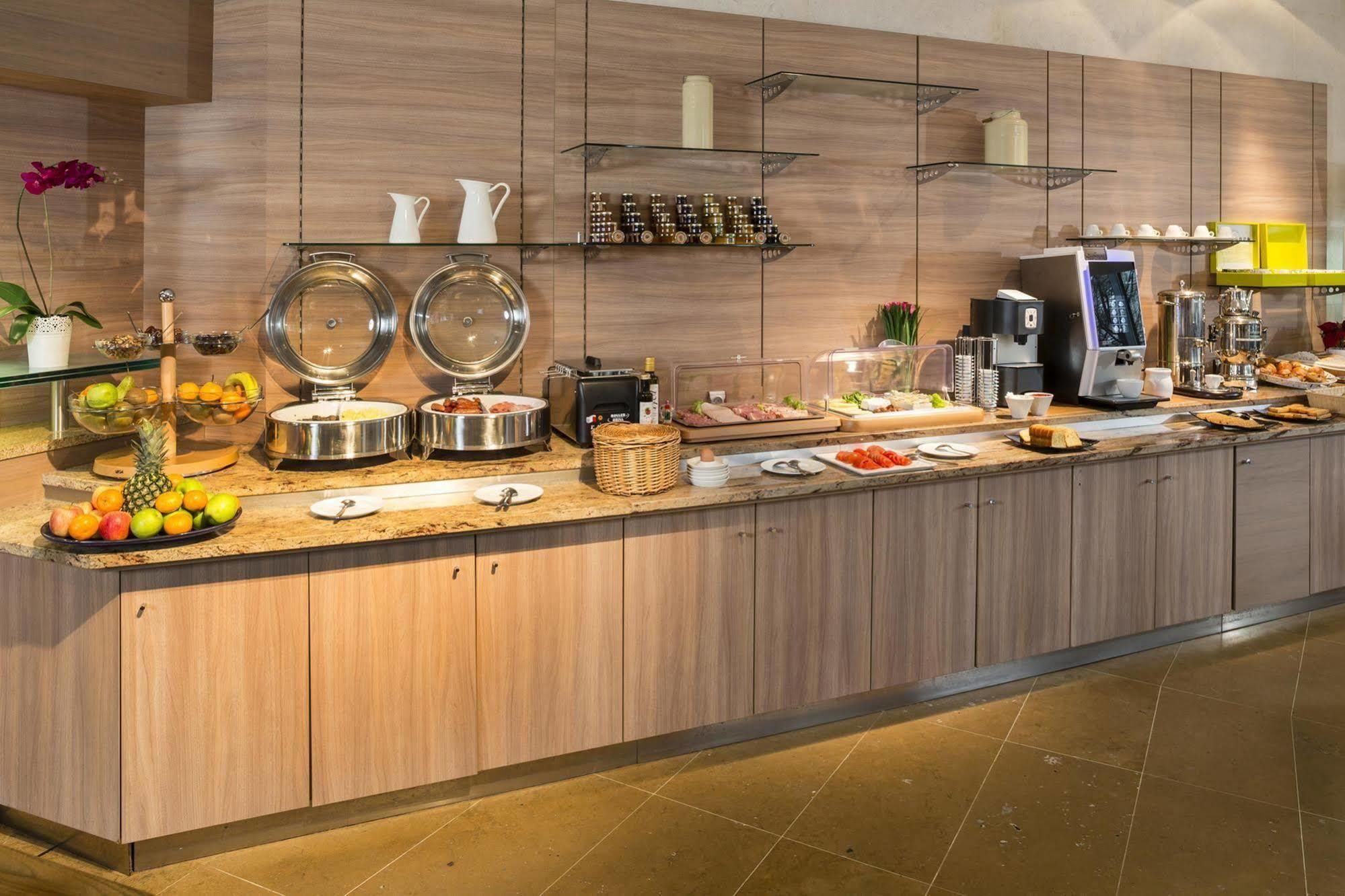 Residhome Courbevoie La Defense Экстерьер фото